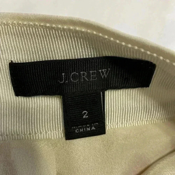 J. Crew BlackBerry Raspberry Pleated Skirt Size 2 Cream w/ Black & Red Berries. - Picture 6 of 14